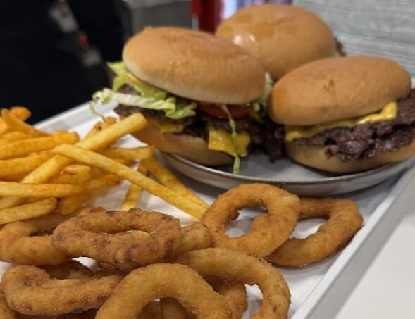 3at-burger.jpeg 3AT Burger serves great street food in Budapest