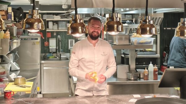 Chef Jánosi Zsolt in his kitchen at ISSEI